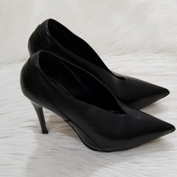 Rare burberry heels - Picture 6 of 10